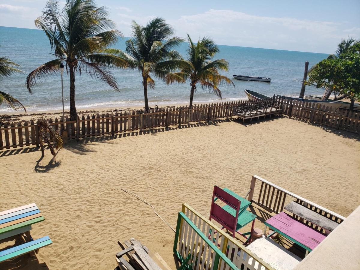 Pal'S On The Beach - Dangriga, Belize Exteriör bild