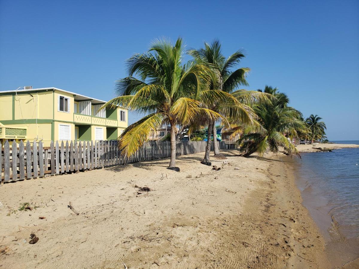 Pal'S On The Beach - Dangriga, Belize Exteriör bild